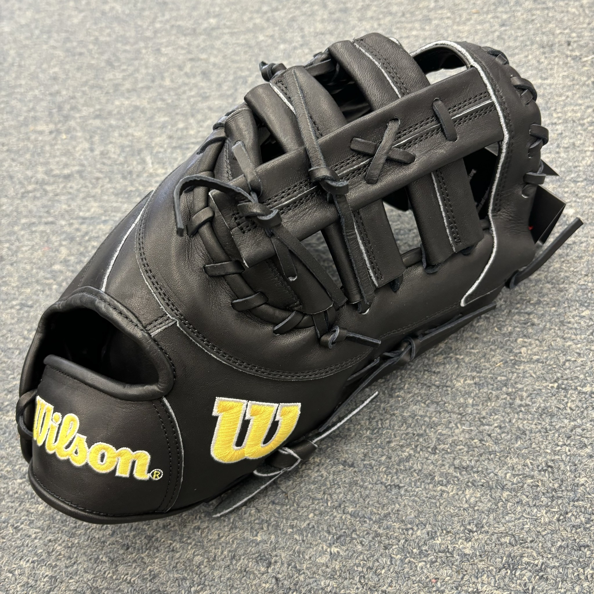 Wilson A2000 1679 Glove Day Series Black 12.5"