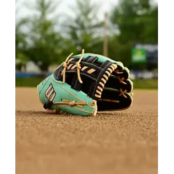 Wilson 2025 Spring A2000 1716SS Seafoam/Black 11.5"