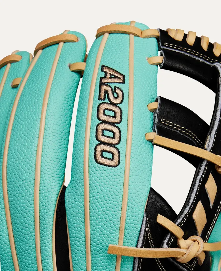 Wilson 2025 Spring A2000 1716SS Seafoam/Black 11.5"