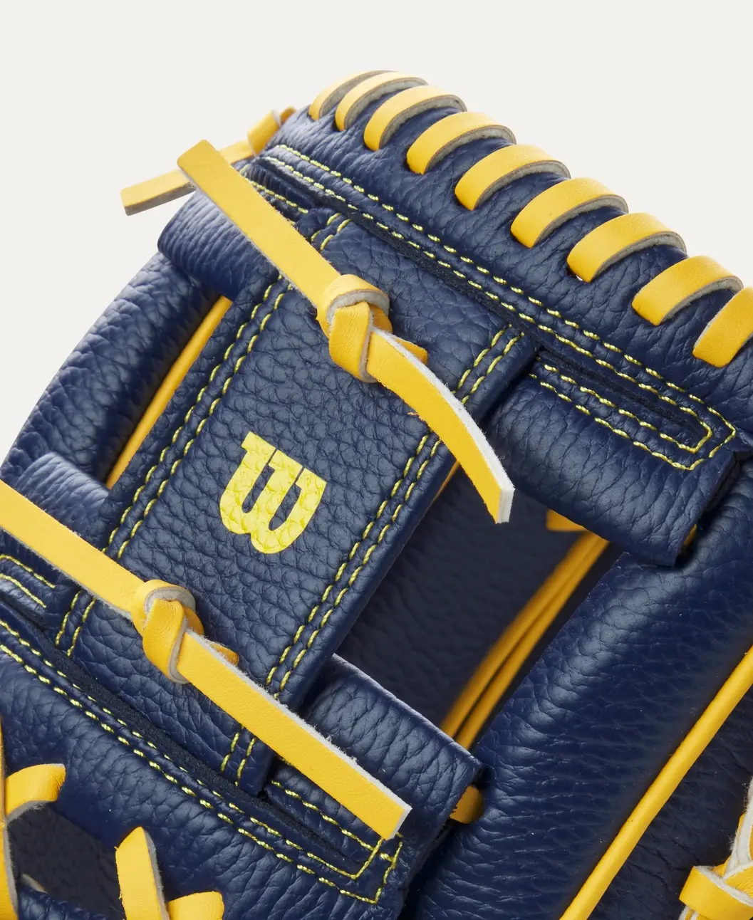 Wilson A200™ EZ Catch™ Savannah Bananas 10” T-Ball Glove