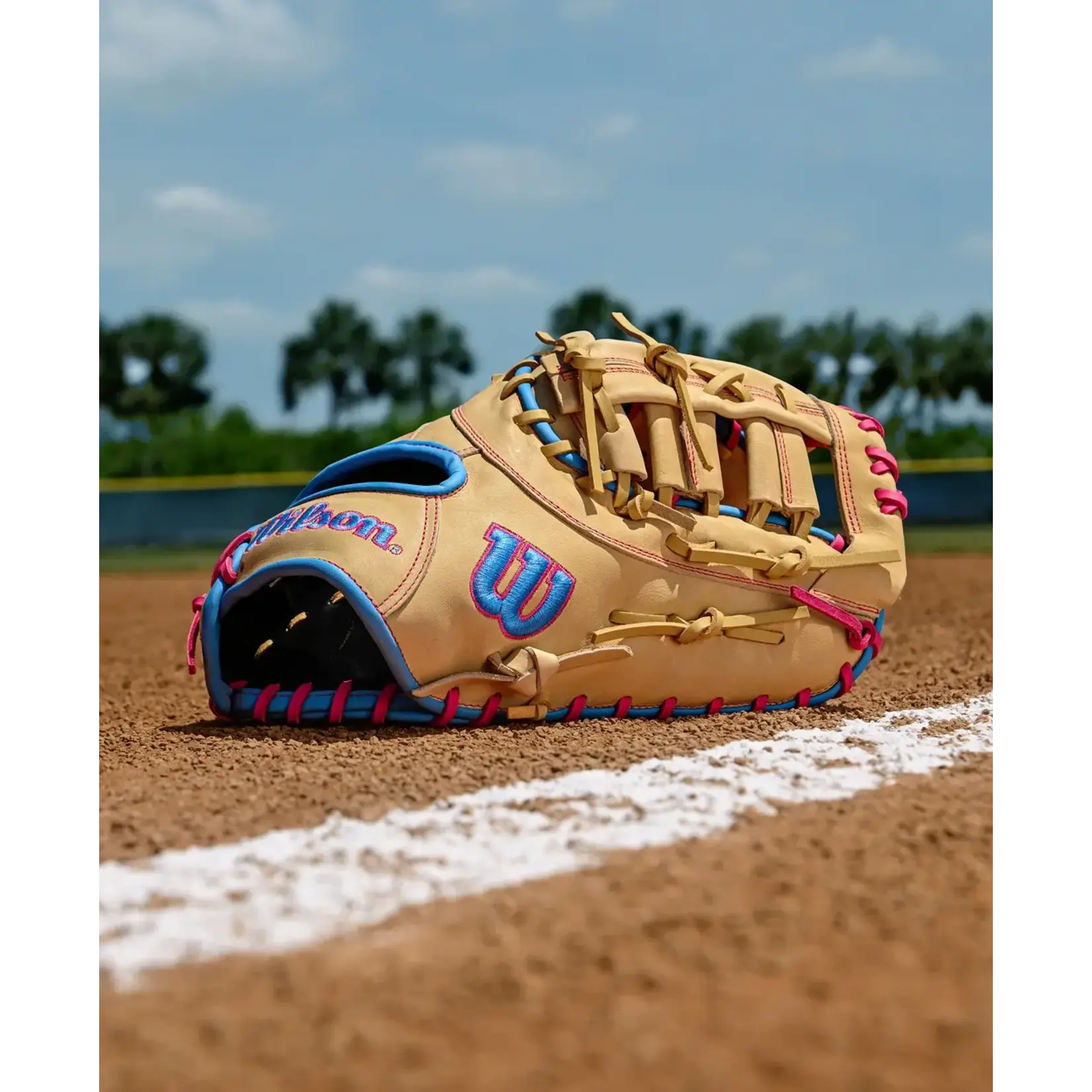 Wilson 2026 A1000 1620 12.5" Baseball First Base Mitt