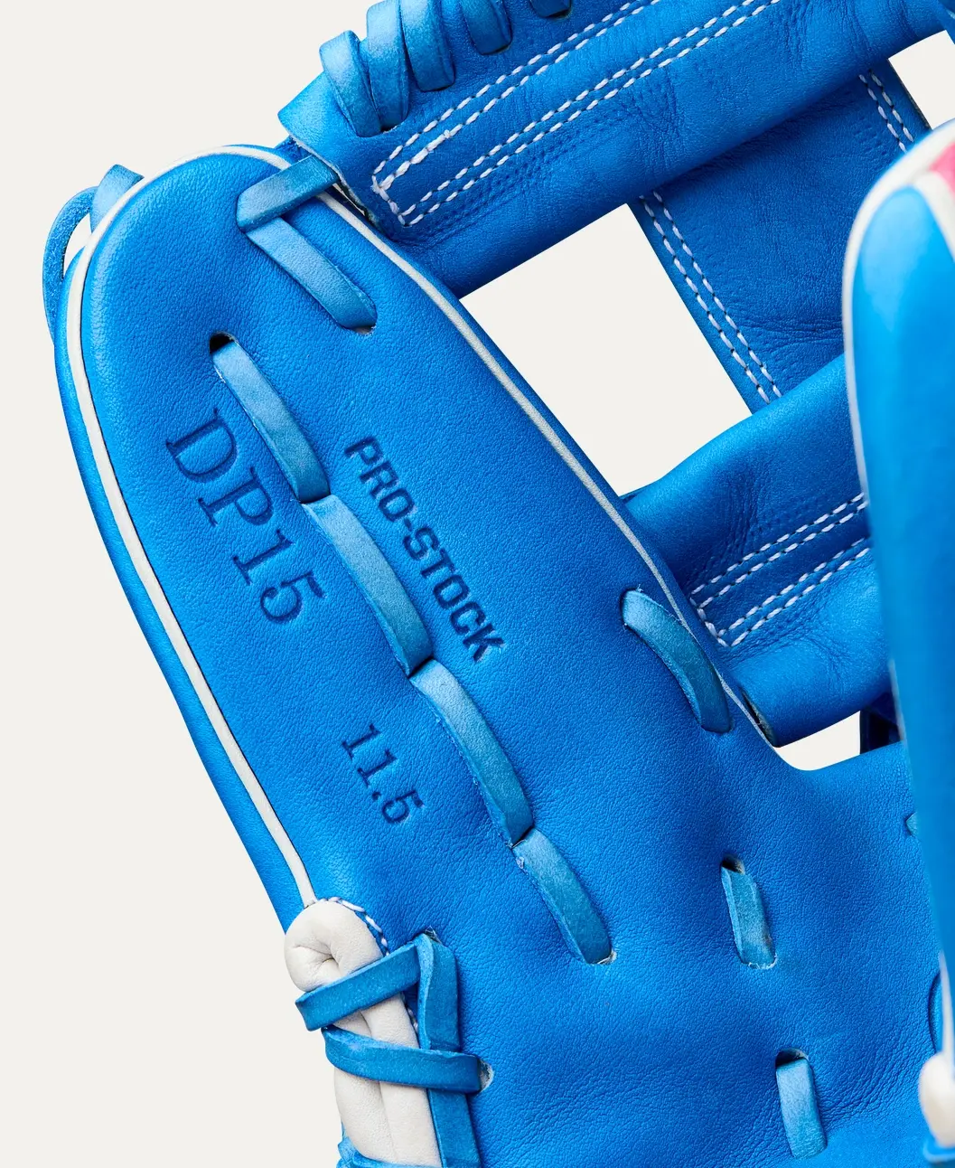 Wilson 2025 Love the Moment A2000 DP15 11.5" Infield Baseball Glove