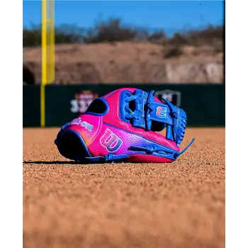 Wilson 2025 Love the Moment A2000 1786 11.5" Infield Baseball Glove