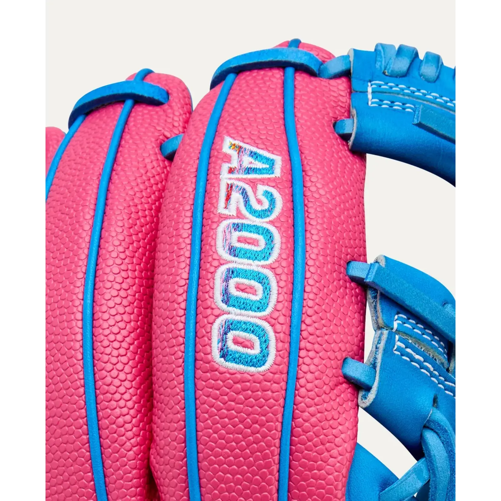 Wilson 2025 Love the Moment A2000 1786 11.5" Infield Baseball Glove