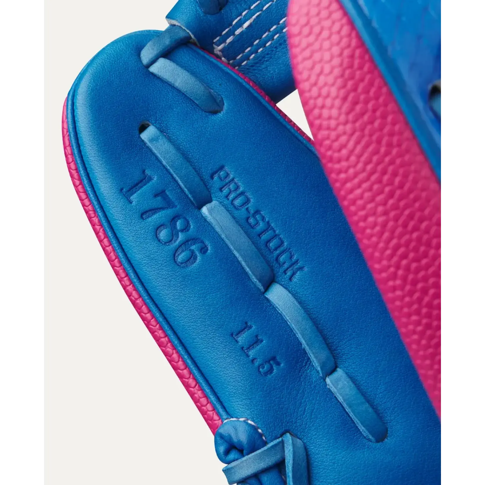 Wilson 2025 Love the Moment A2000 1786 11.5" Infield Baseball Glove