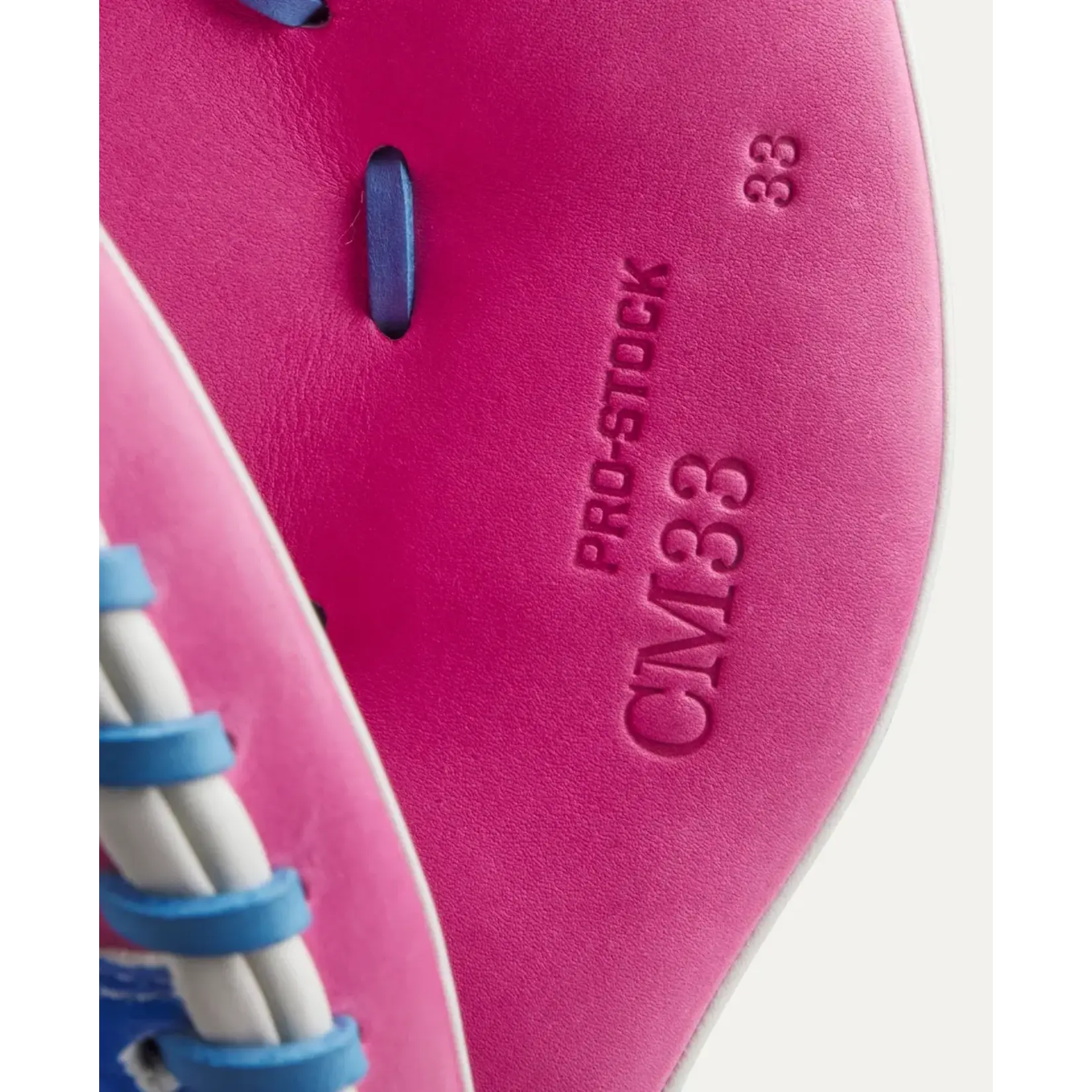 Wilson 2025 Love the Moment A2000 CM33SS 33" Baseball Catcher's Mitt