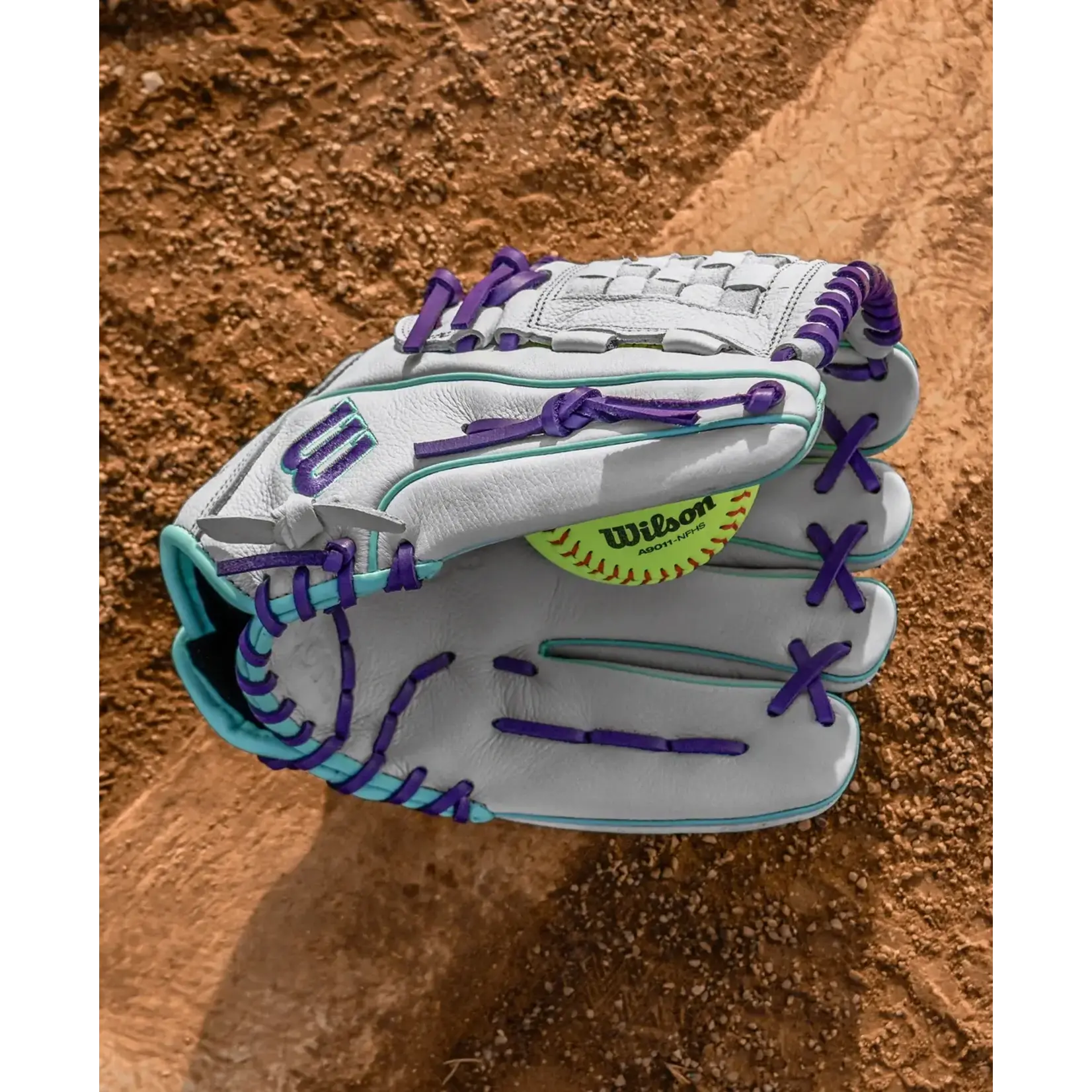 Wilson 2026 A500 Siren 12" Youth Fastpitch Glove