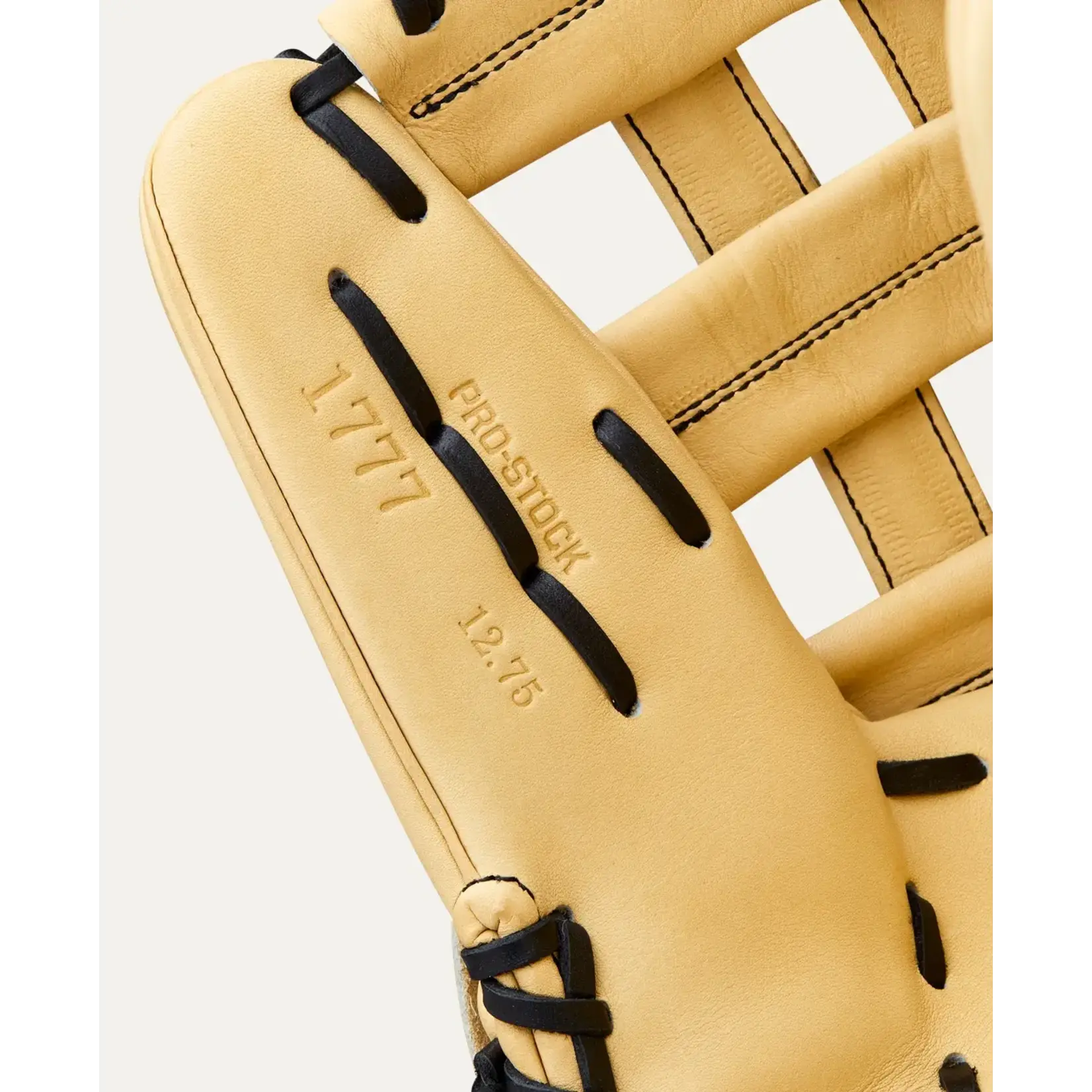 Wilson 2026 A2000 Classics Series 1777 Blonde/Black 12.75"