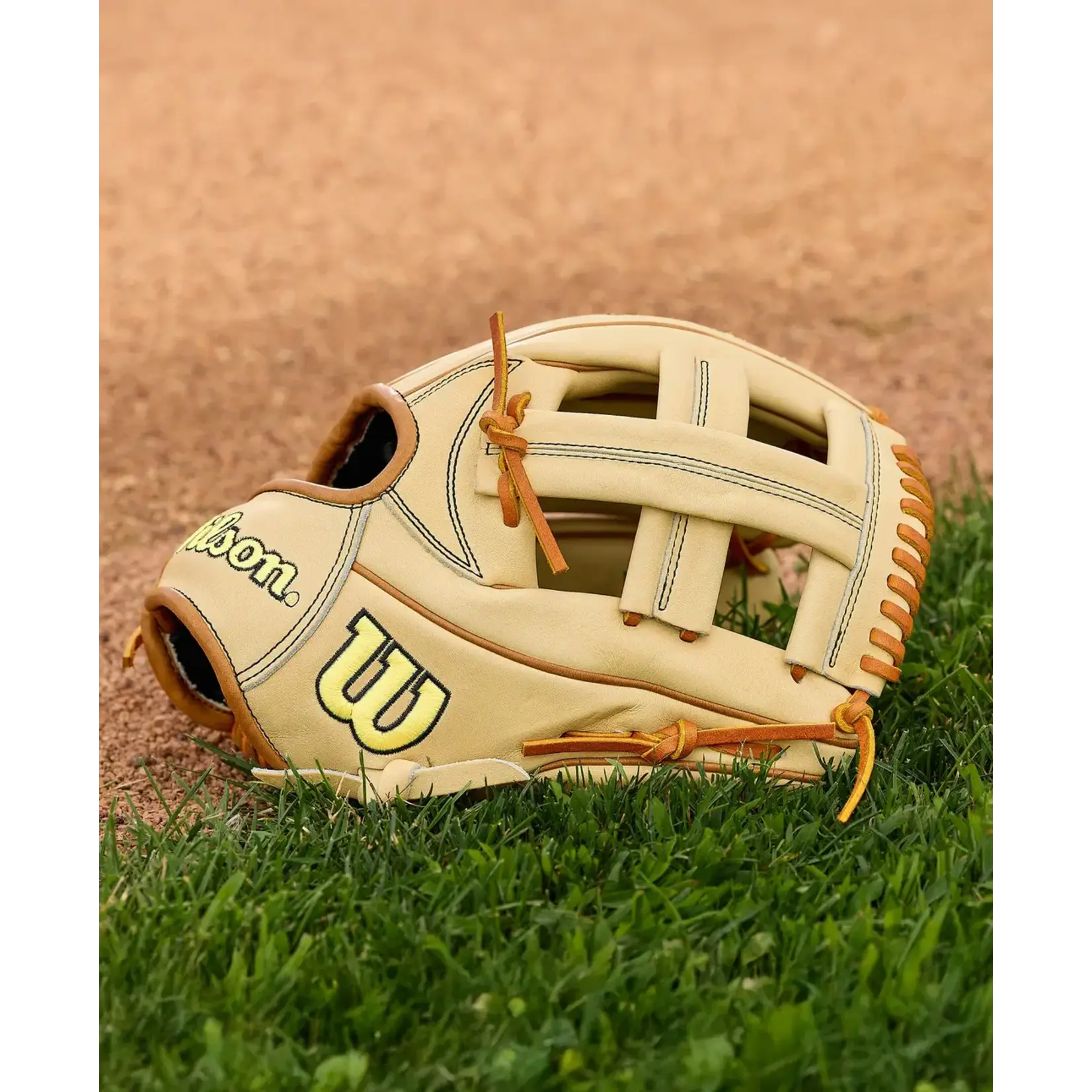 Wilson 2026 A2000 Classics Series EL3 Blonde/Saddle Tan 11.75"