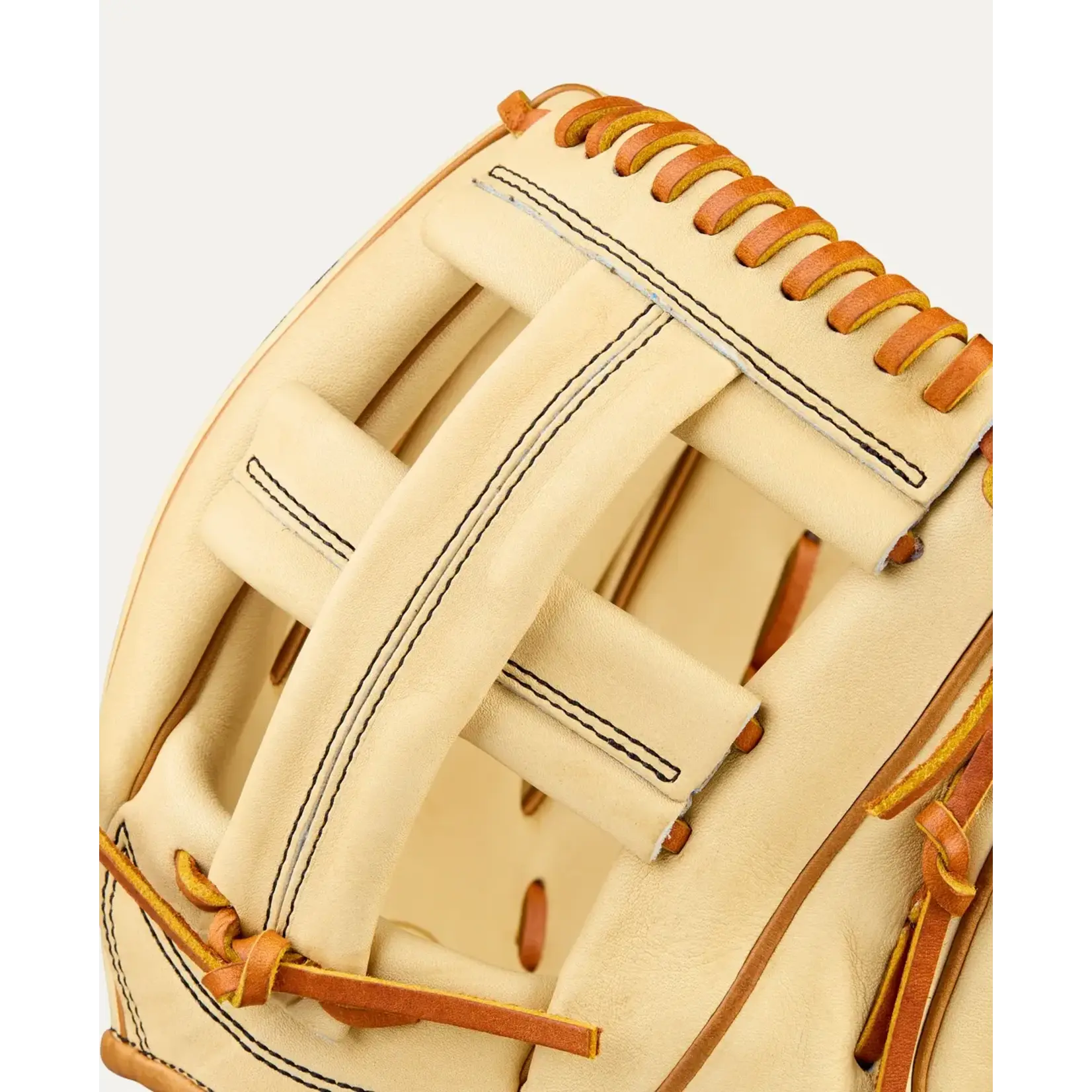 Wilson 2026 A2000 Classics Series EL3 Blonde/Saddle Tan 11.75"