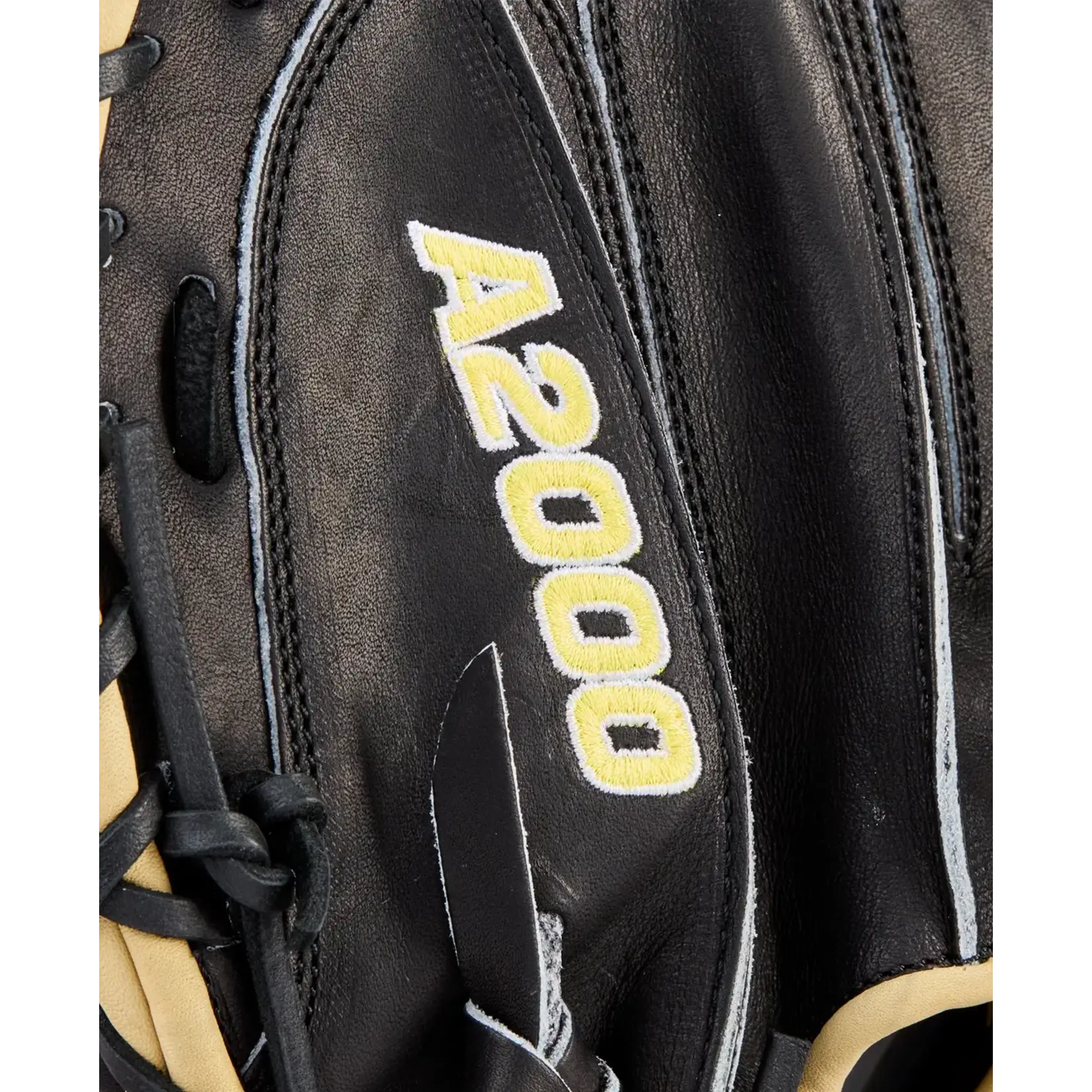 Wilson 2026 A2000 Classics Series 1734 Black/Blonde 34"