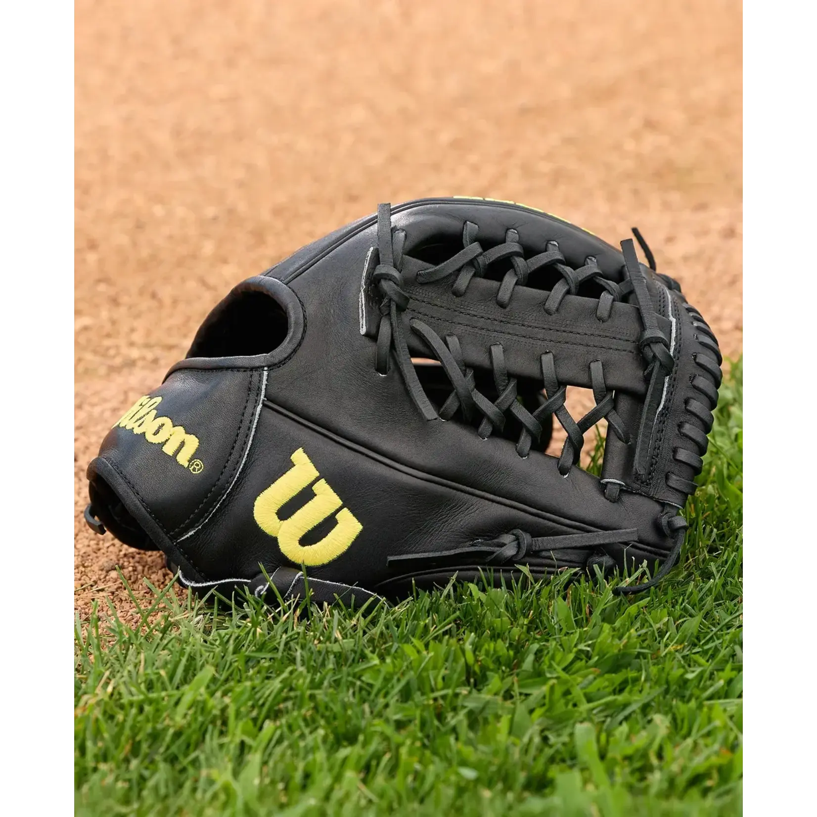 Wilson 2026 A2000 Classics Series 1789 Black 11.5" Pitcher's/Infield Glove