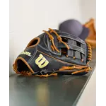 Wilson 2026 A2000 Classics Series 1750 Black/Saddle Tan 12.5" Outfield Glove