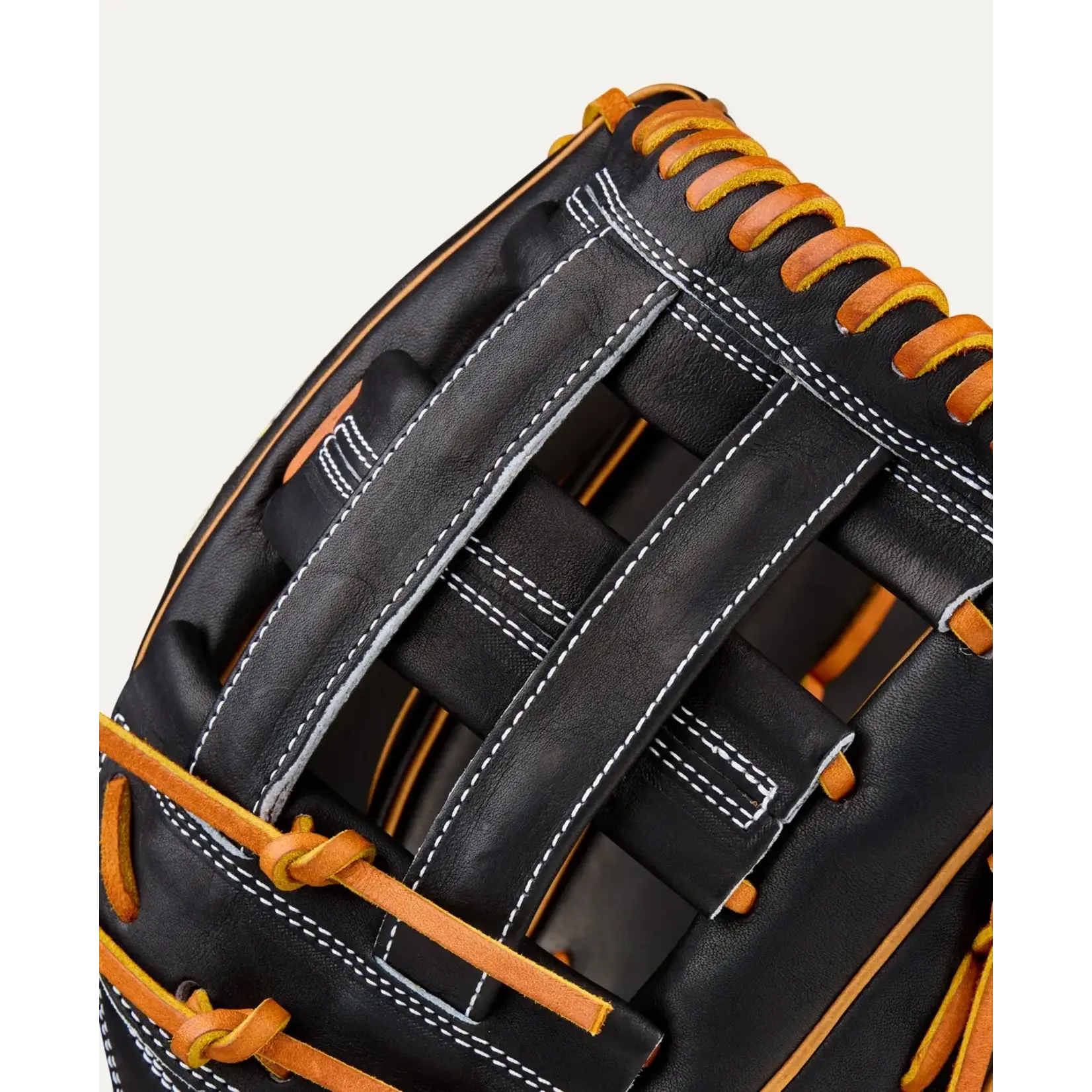 Wilson 2026 A2000 Classics Series 1750 Black/Saddle Tan 12.5" Outfield Glove