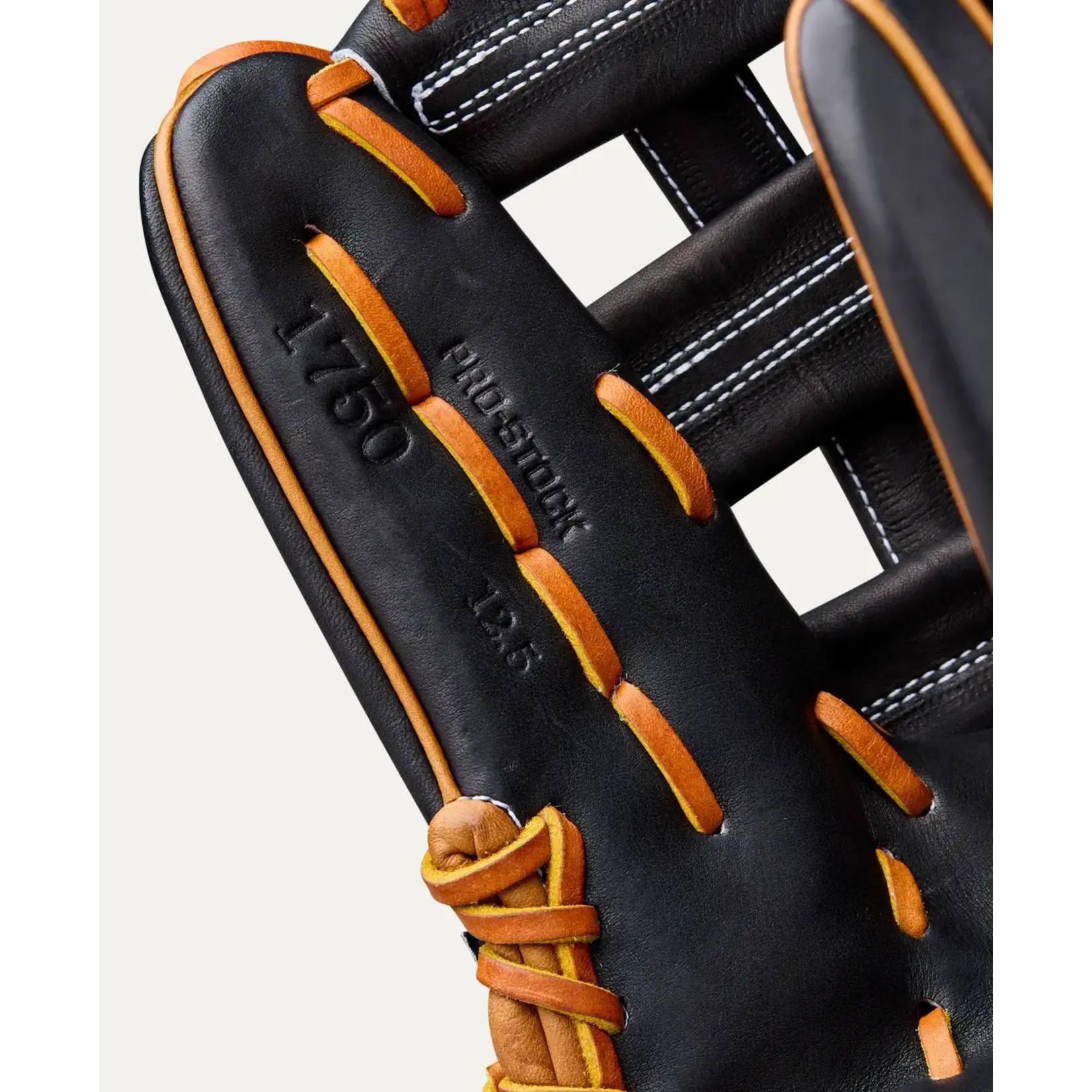 Wilson 2026 A2000 Classics Series 1750 Black/Saddle Tan 12.5" Outfield Glove