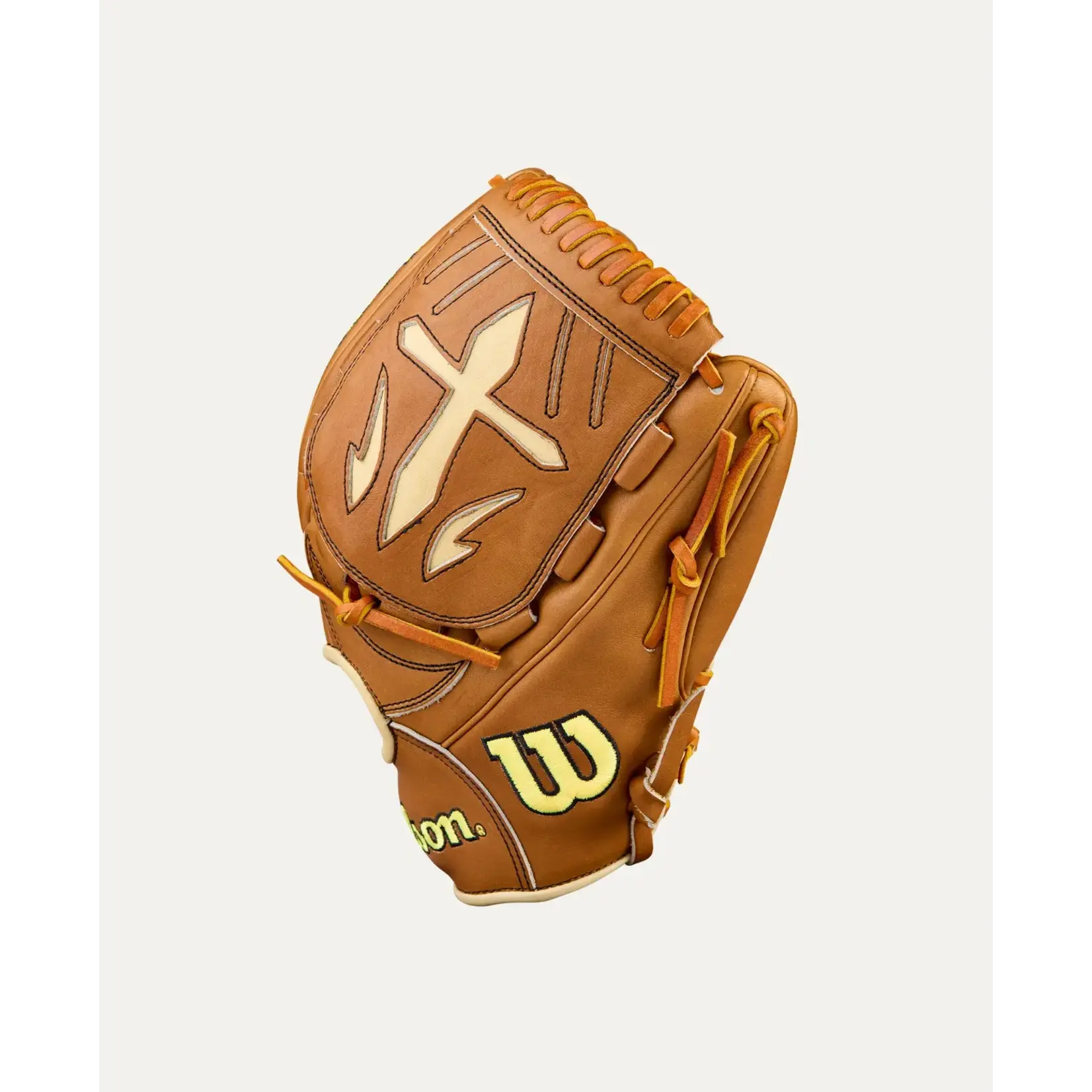 Wilson 2026 A2000 Classics Series B23 Saddle Tan/Blonde 12" Pitcher's Glove