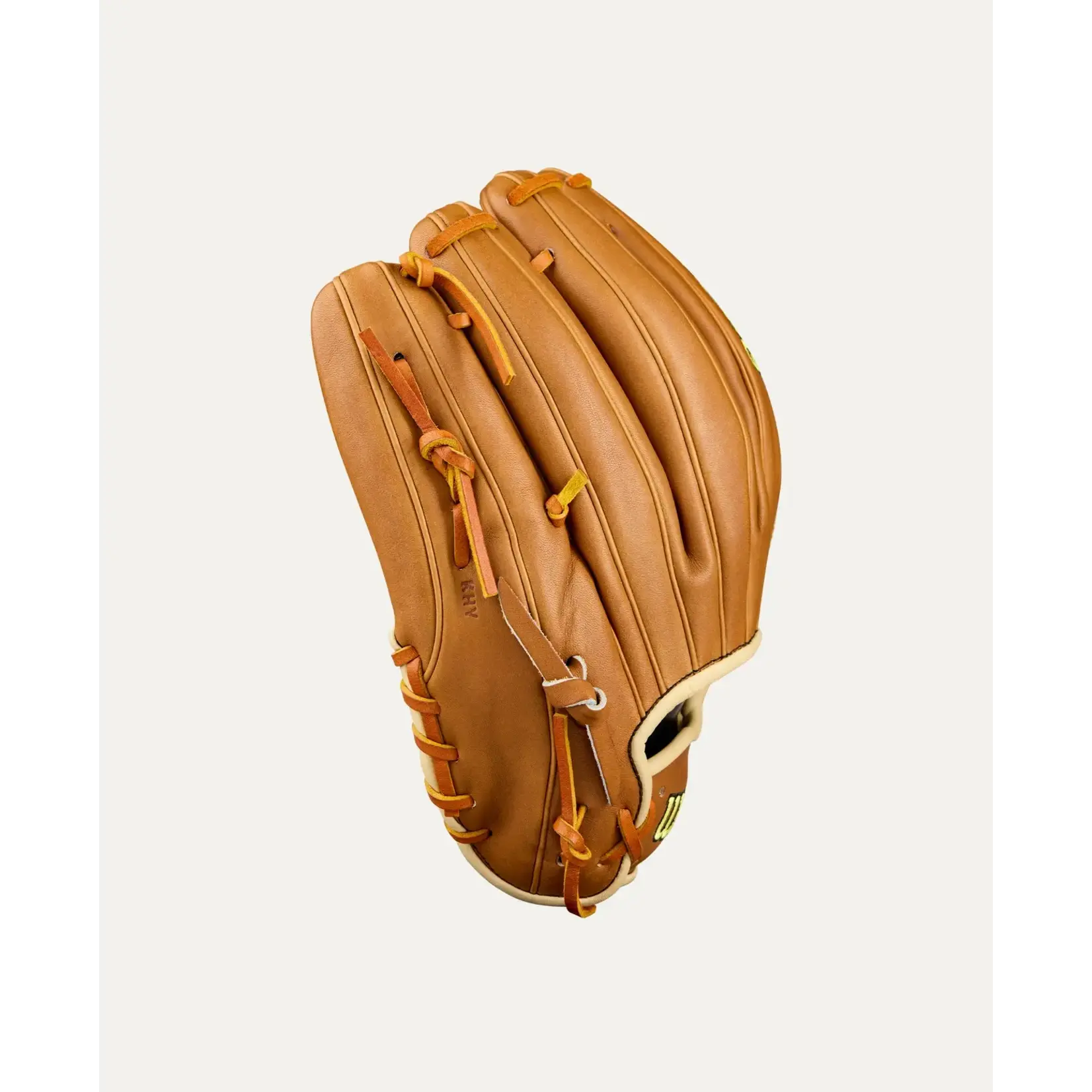 Wilson 2026 A2000 Classics Series B23 Saddle Tan/Blonde 12" Pitcher's Glove