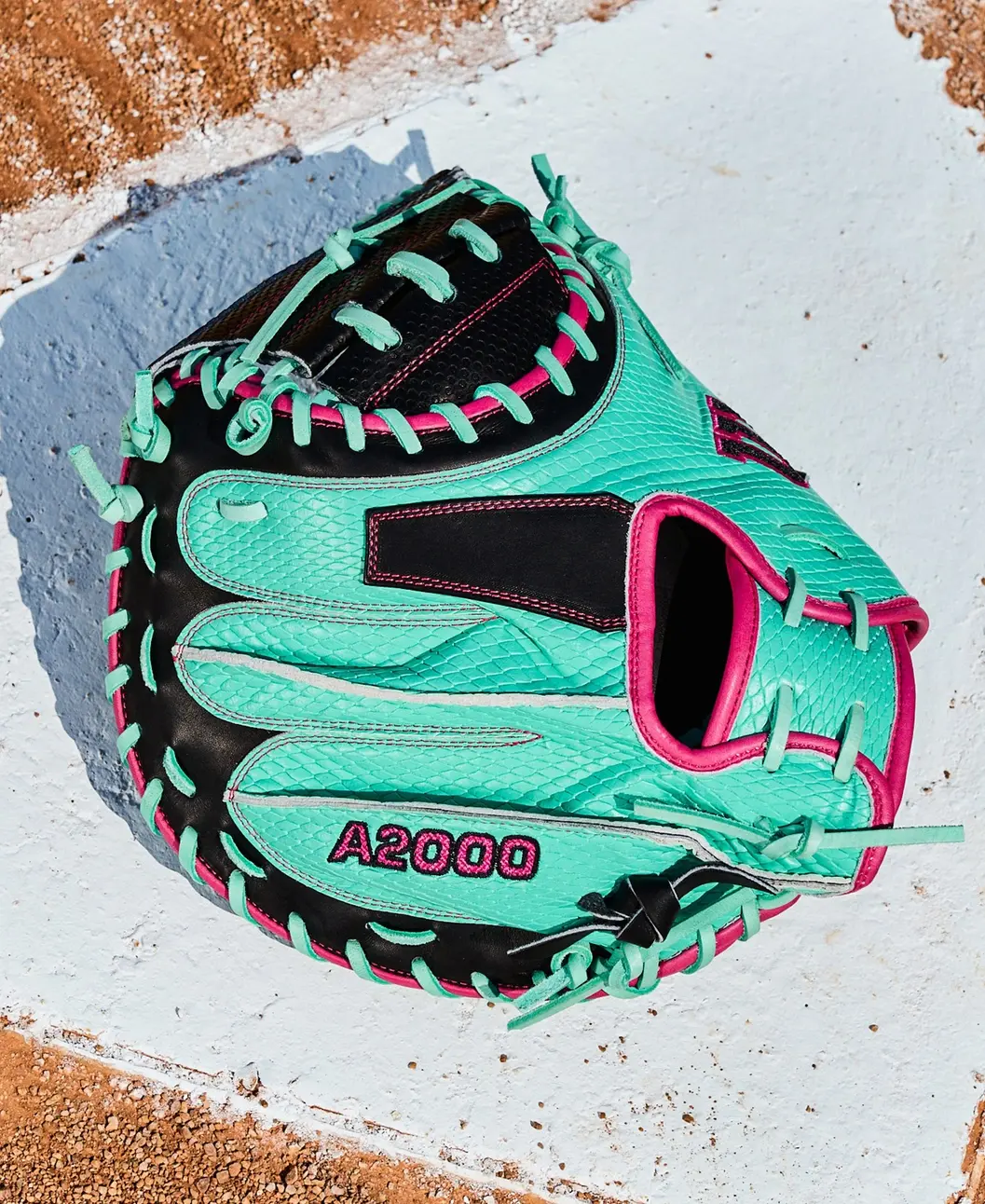 Wilson 2026 Spring A2000 M23SS Seafoam /Black 33.5"