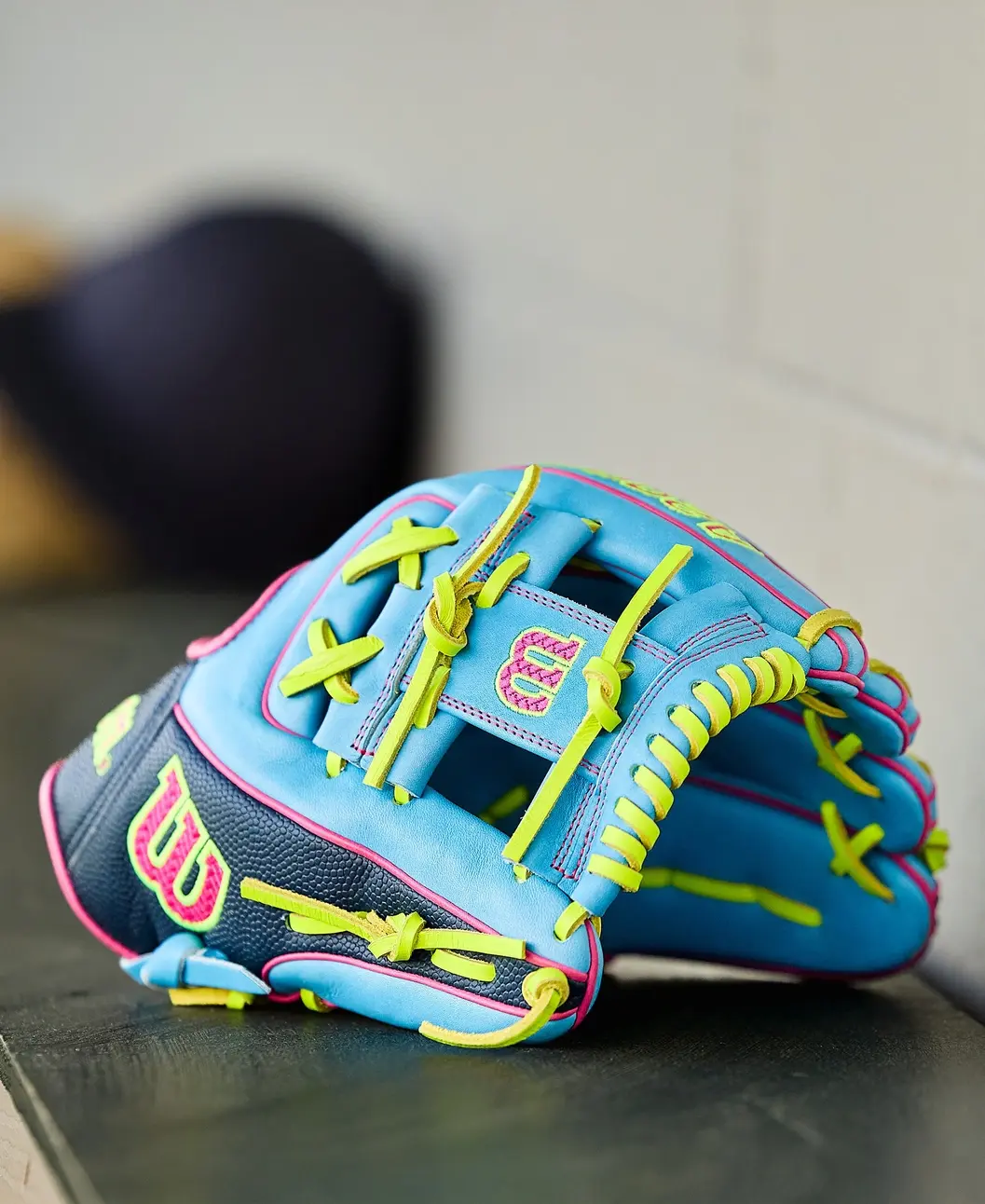 Wilson 2026 Spring A2000 1786 Sky Blue/Navy/Optic Yellow 11.5" RHT
