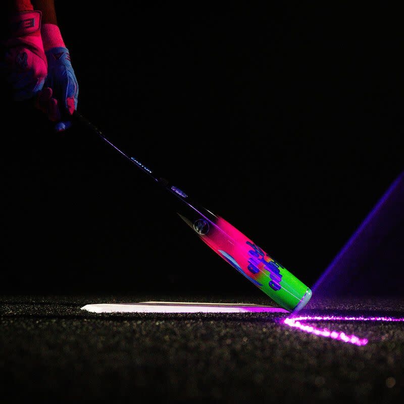 Easton 2027 Easton Hype Fire -5 USSSA Bat