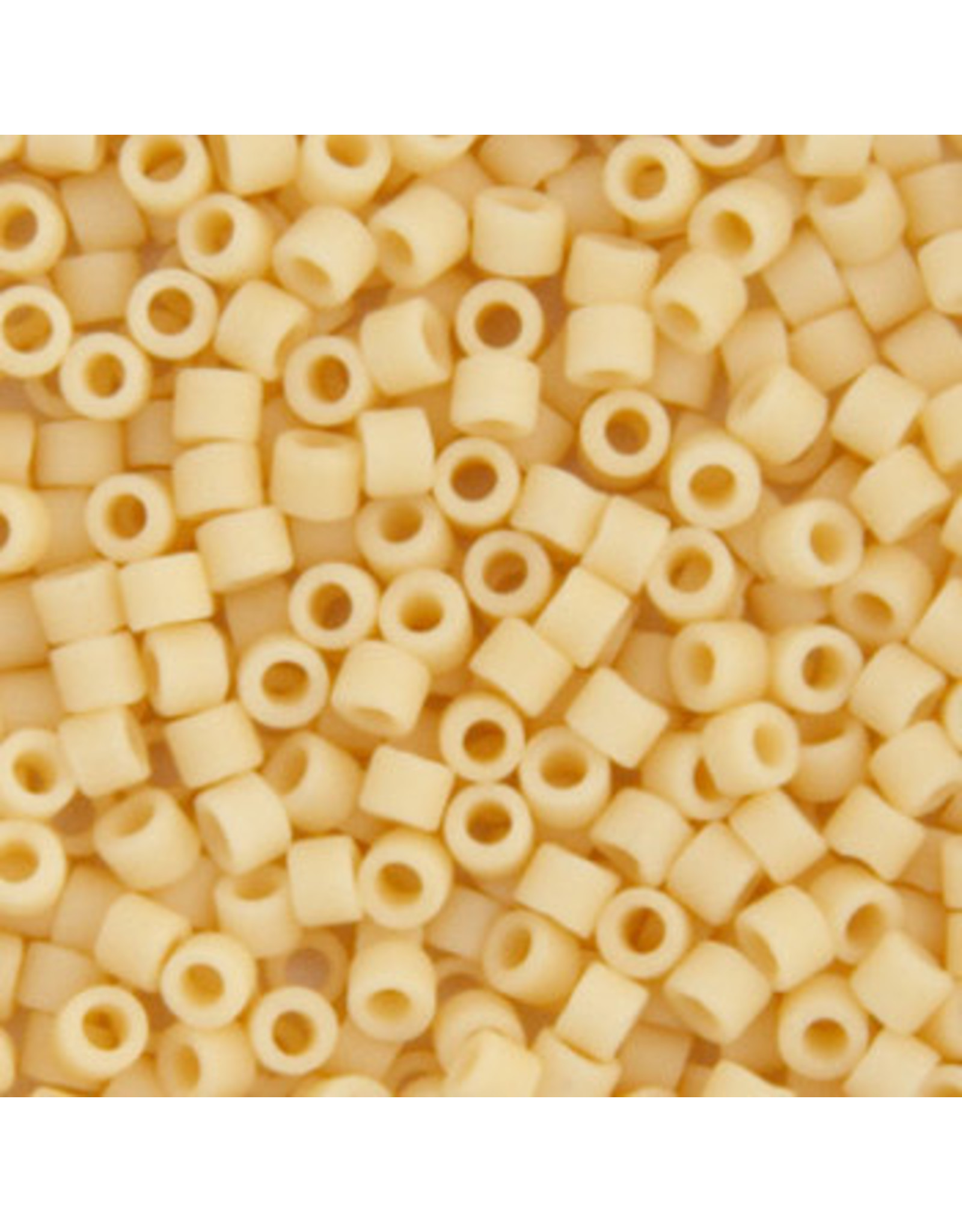Miyuki db1581b 11 Delica 25g Opaque Ivory Pear Matte