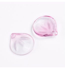 15x13x4mm Glass Leaf Medium Pink   x10