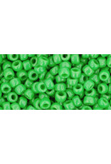 Toho 47  8  Round 6g  Opaque  Green