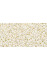 Toho 122 15  Round 5g Opaque Navajo White Lustre