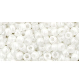 Toho 121 8  Round 40g Opaque White Lustre