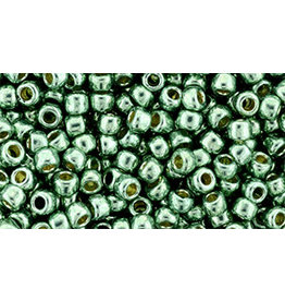 Toho pf589  8  Round   40g  Jade Green Metallic