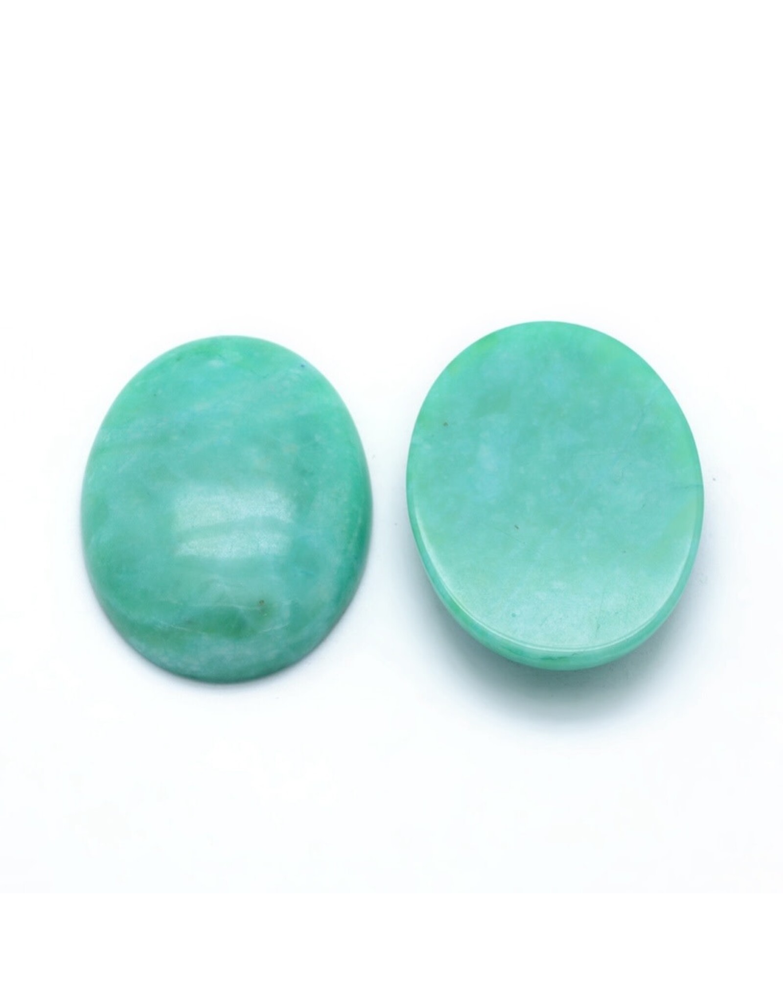 40x30x8mm  White Jade Oval  Blue Dyed  x1