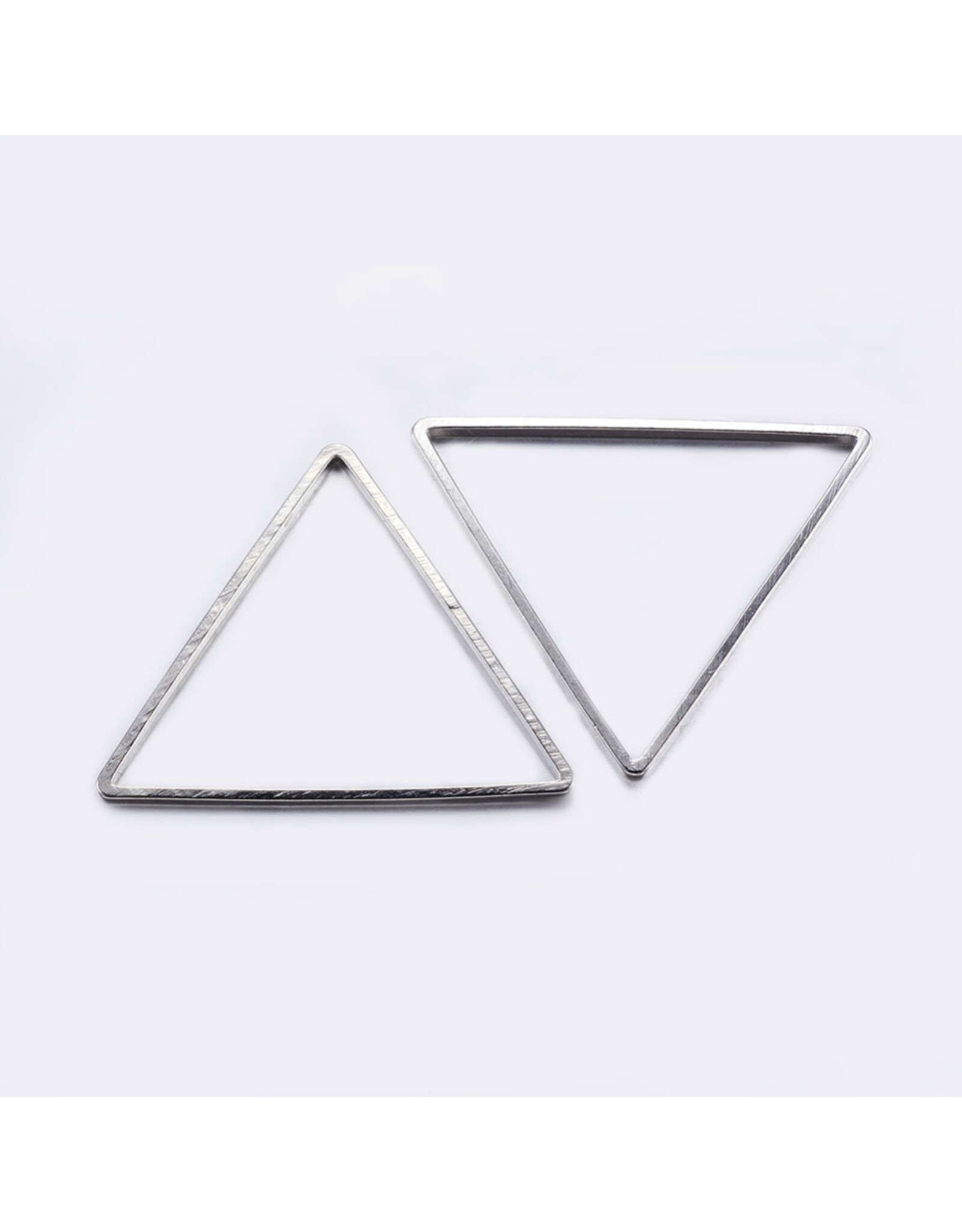 Triangle Link Silver 24x27x.8mm  x10 NF