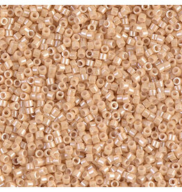 Miyuki db205 11 Delica Opaque Dark  Cream Lustre