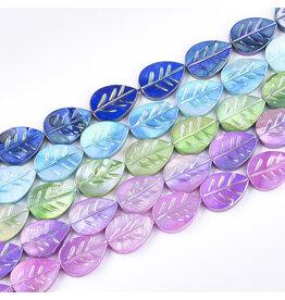 15x11mm Natural  Shell  Leaf Dyed x10