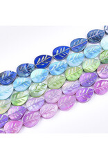 15x11mm Natural  Shell  Leaf Dyed x10