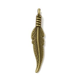 Feather  31x6mm   x50