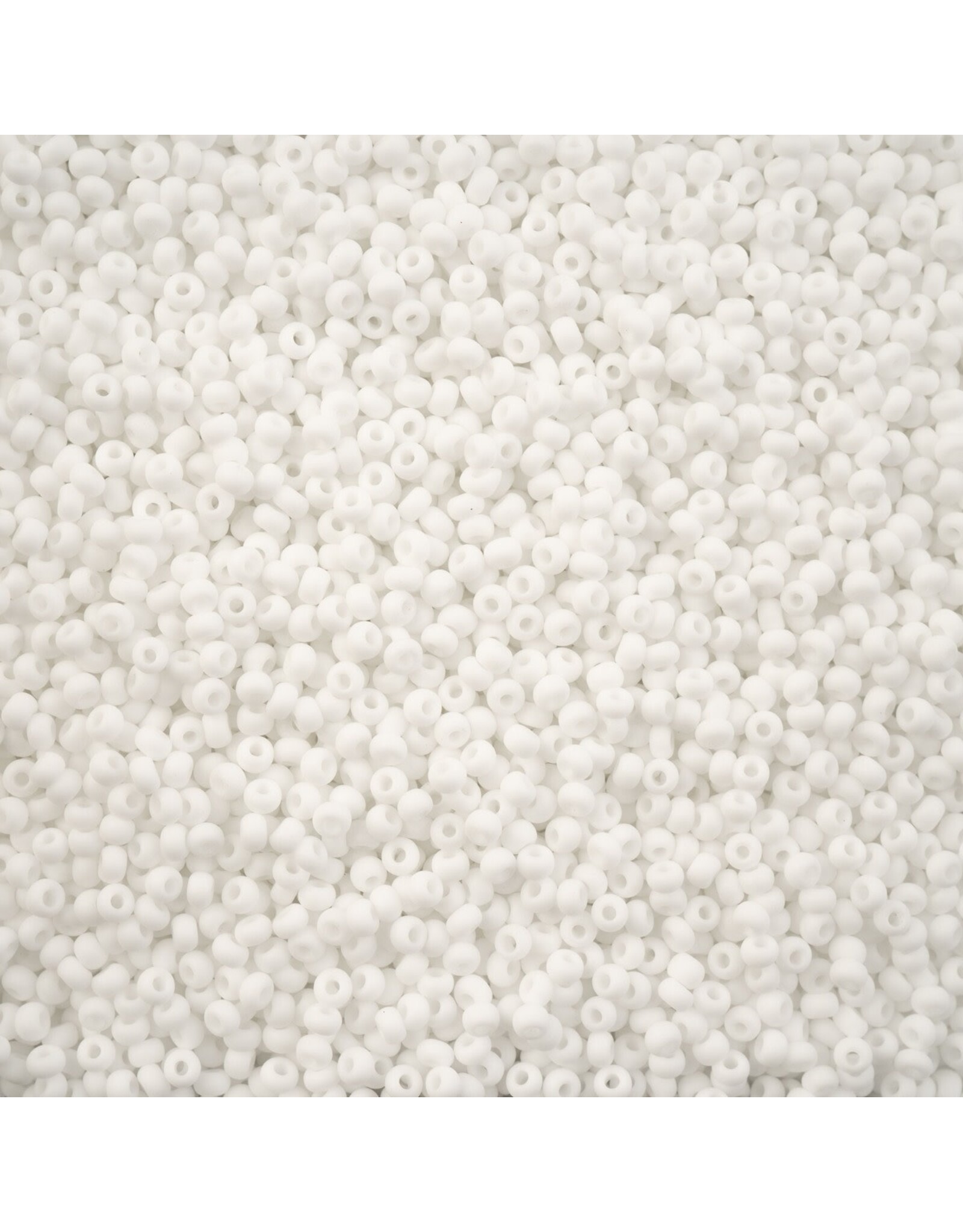 Czech 1069 10  Seed Opaque White Matte