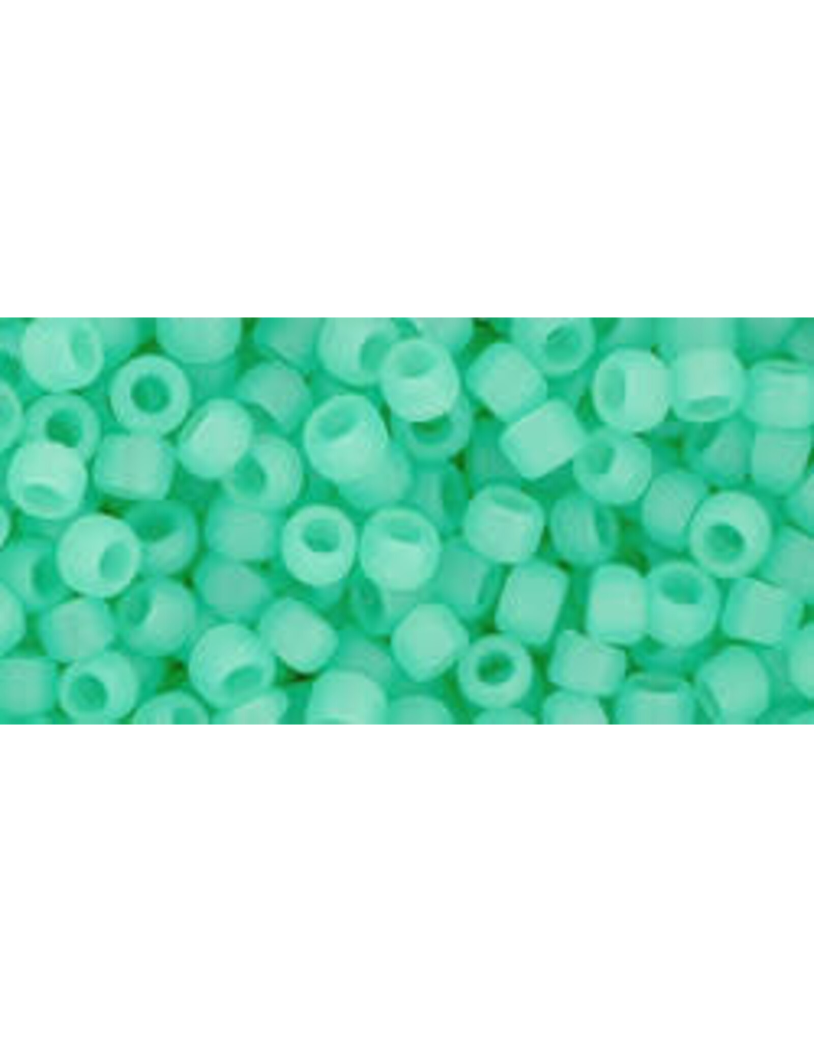 Toho 144f  8  Round 40g  Light Green Ceylon Matte