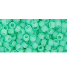 Toho 144f  8  Round 40g  Light Green Ceylon Matte