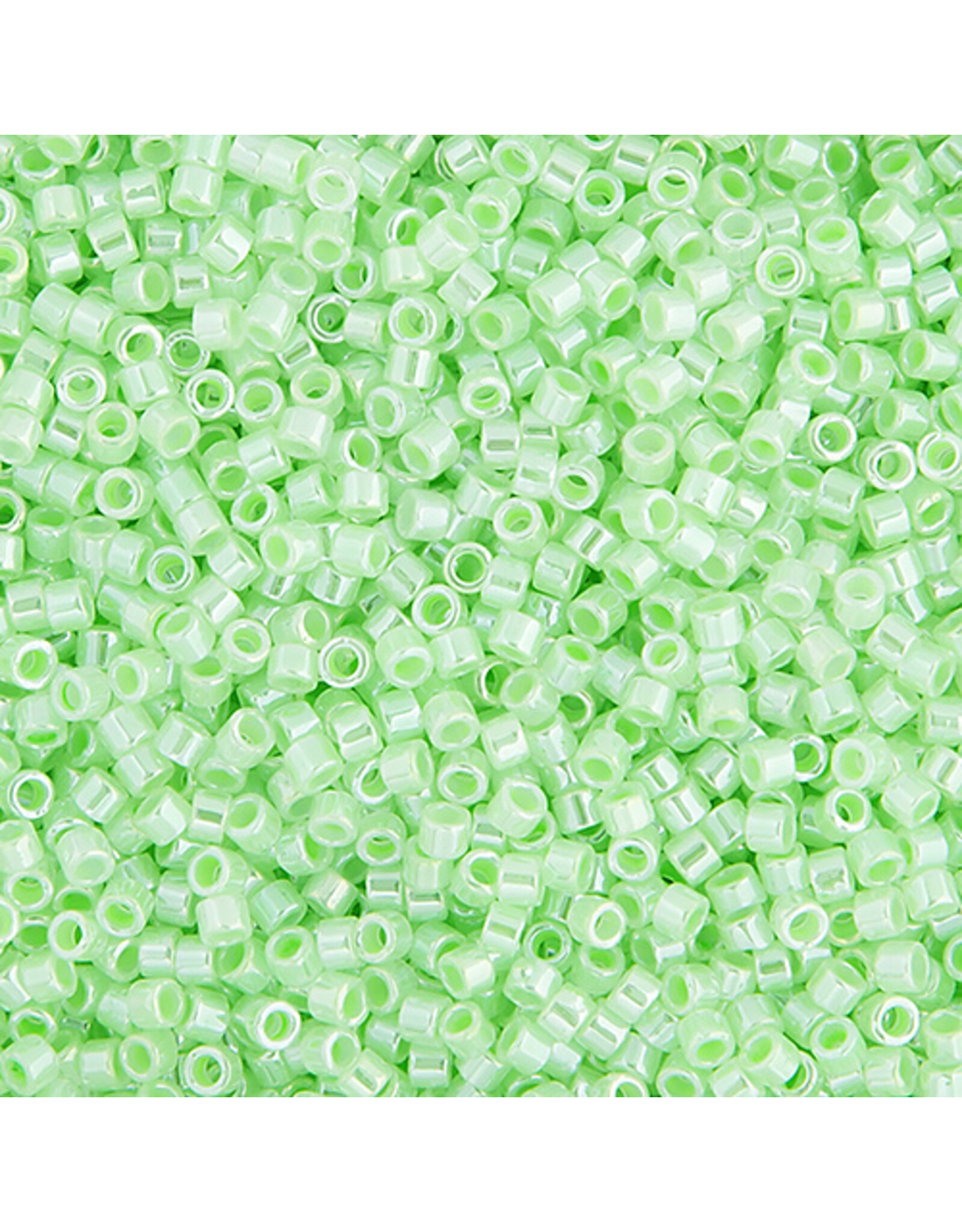 Miyuki db237 11 Delica  Light Green Ceylon