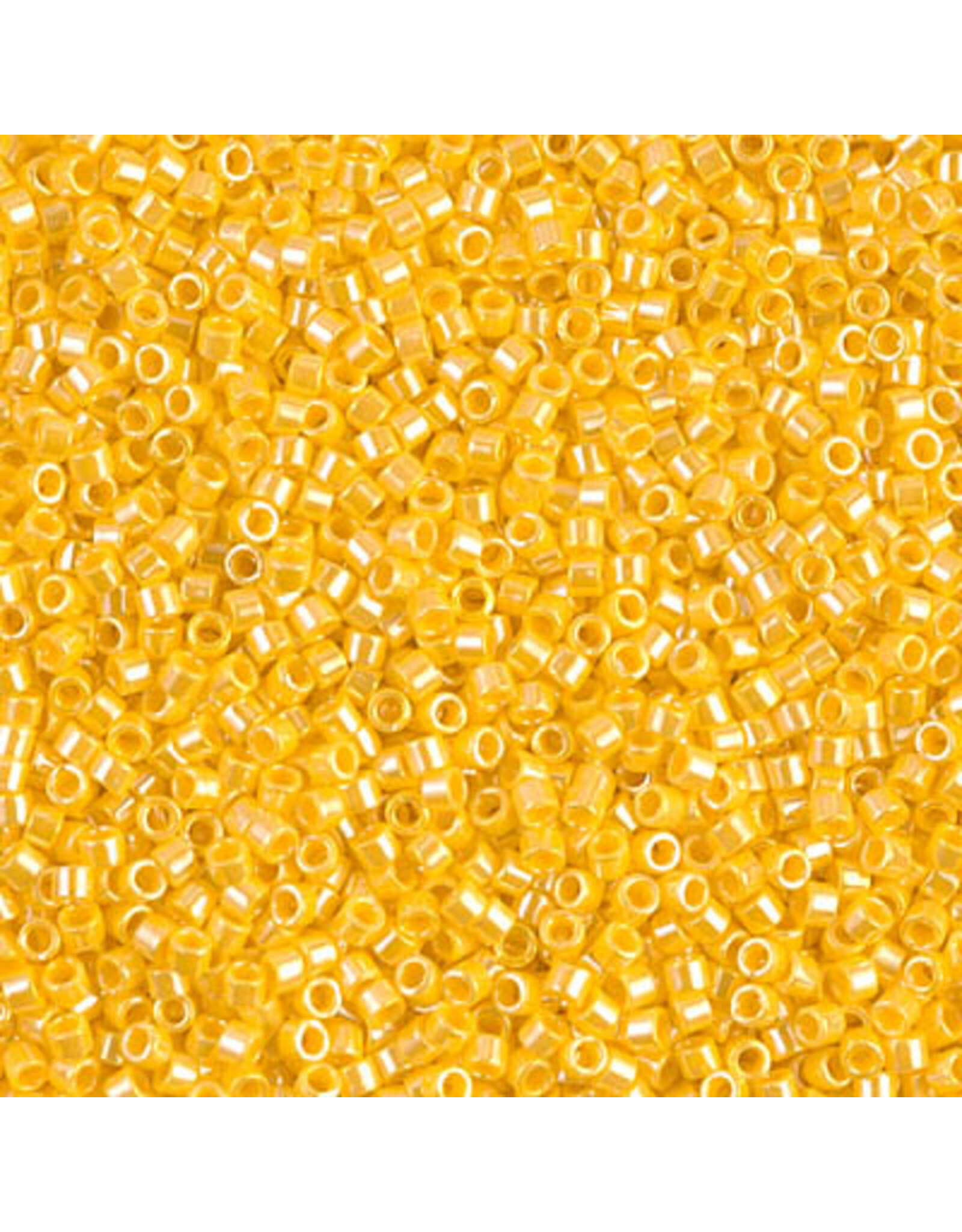 Miyuki db1562  11 Delica   Opaque Yellow Lustre