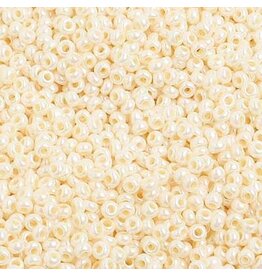 Czech 1470 10  Seed  Opaque Eggshell