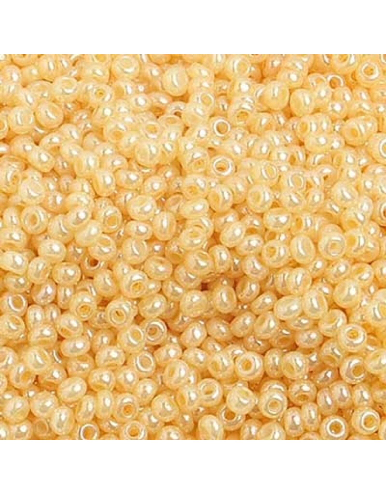 Czech 1474 10 Seed  Opaque Pearl Ivory