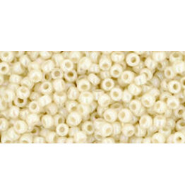 Toho 409 11  Round  Opaque Light Beige AB
