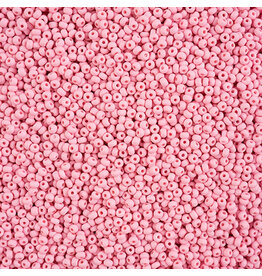 Czech 42131 10 Seed Chalk Light Pink Matte Dyed PermaLux