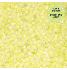 cb1142  11 Cylin Glow In Dark Yellow to Yellow  c/l  12g