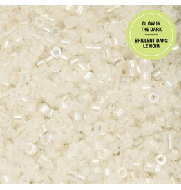 cb1114  11 Cylin Glow In Dark White AB to Green c/l  12g