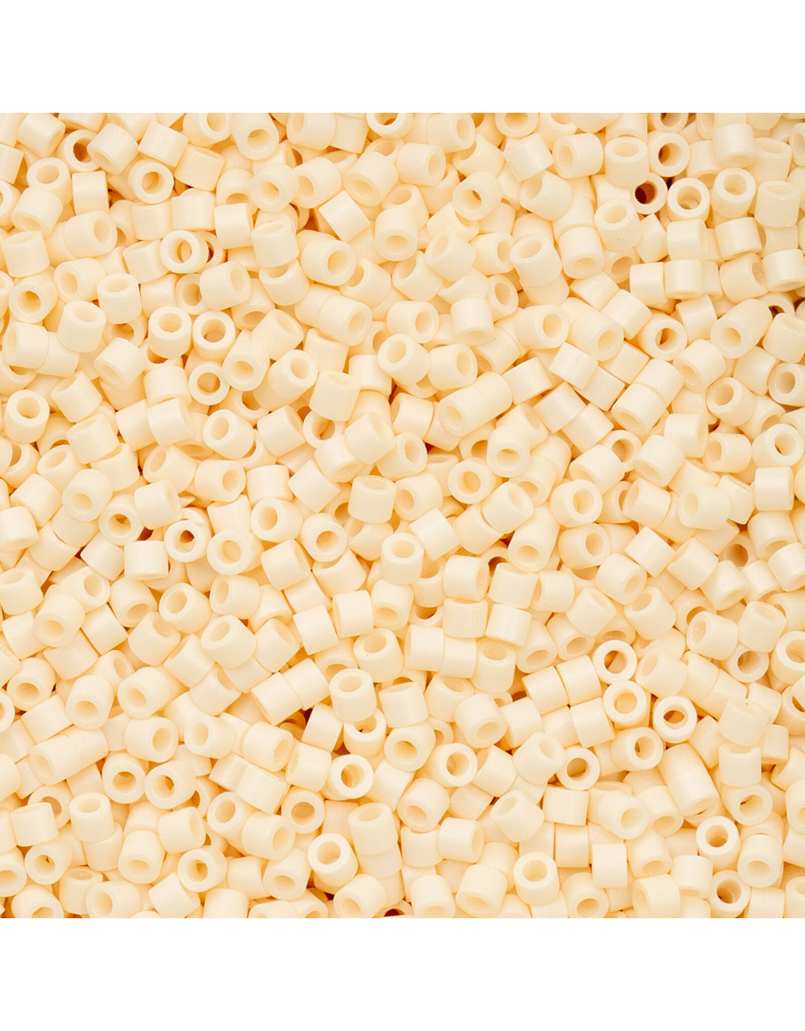 cb1090  11 Cylin   Opaque  Bisque   12g