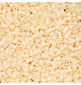 cb1090  11 Cylin   Opaque  Bisque   12g