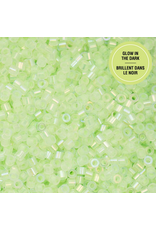 cb1124  11 Cylin Glow In Dark Light Green Ab to  Green c/l  12g